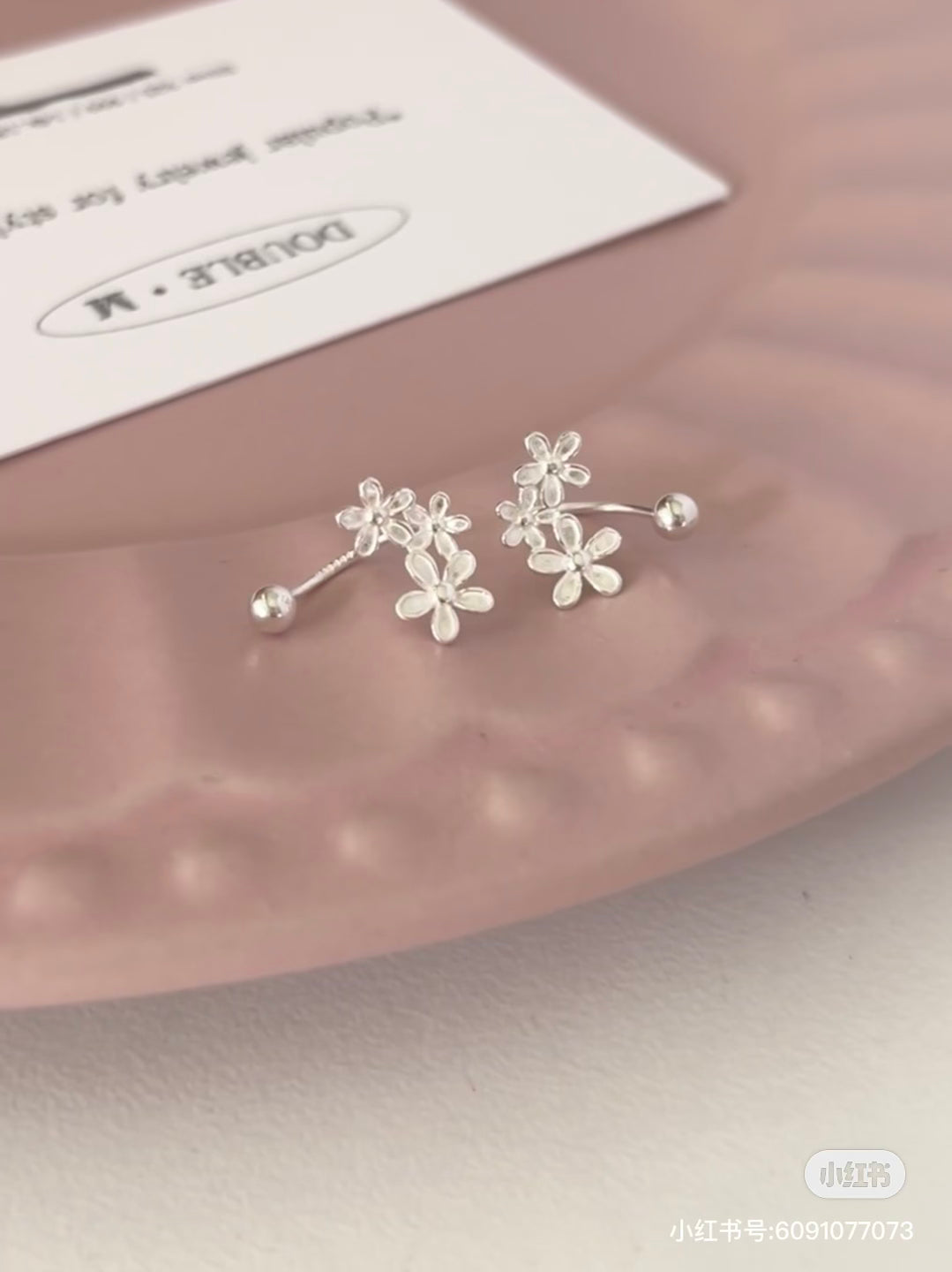 Minimalist S999 Silver Flower Earrings for Women - Stylish and Versatile Ear Cuff Studs with Unique Screw-In Floral Design